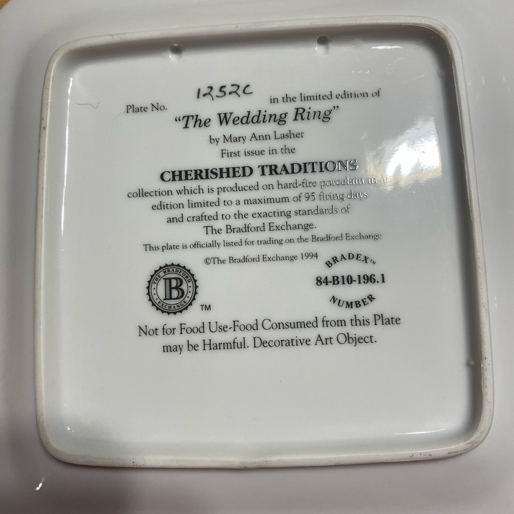The Wedding Ring from The Bradford Exchange decorative plate - Picture 3 of 3